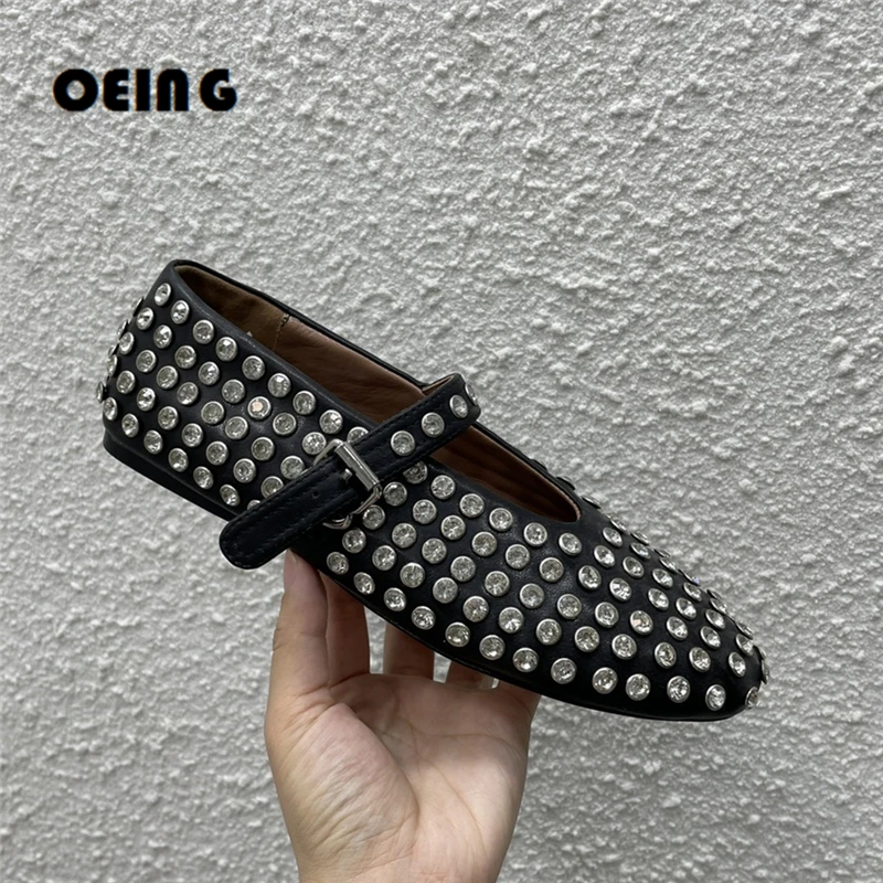 

Женские балетки с кристаллами, модная обувь на плоской подошве с круглым носком, женская дизайнерская кожаная обувь с ремешком на щиколотке и пряжкой