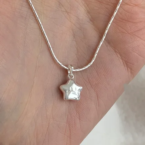 Серебряное ожерелье с подвеской звезда