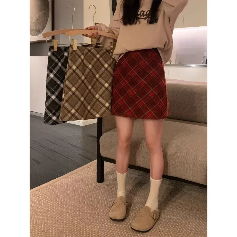 Миниатюрная клетчатая юбка