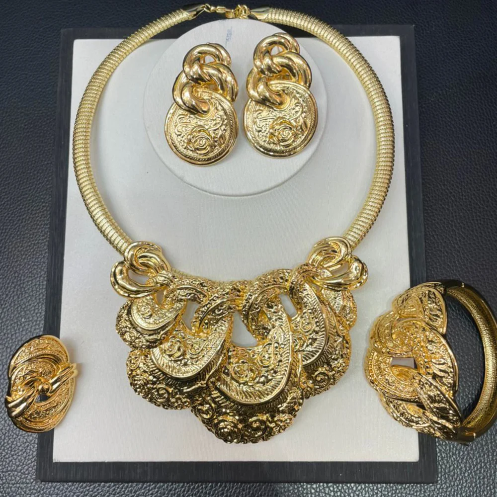 

Dubai Gold Color Jewellery Set for Women Flower Pendant Necklace and Earrings Bangle Ring Weddings Bridal Jewelry Set Brazilian