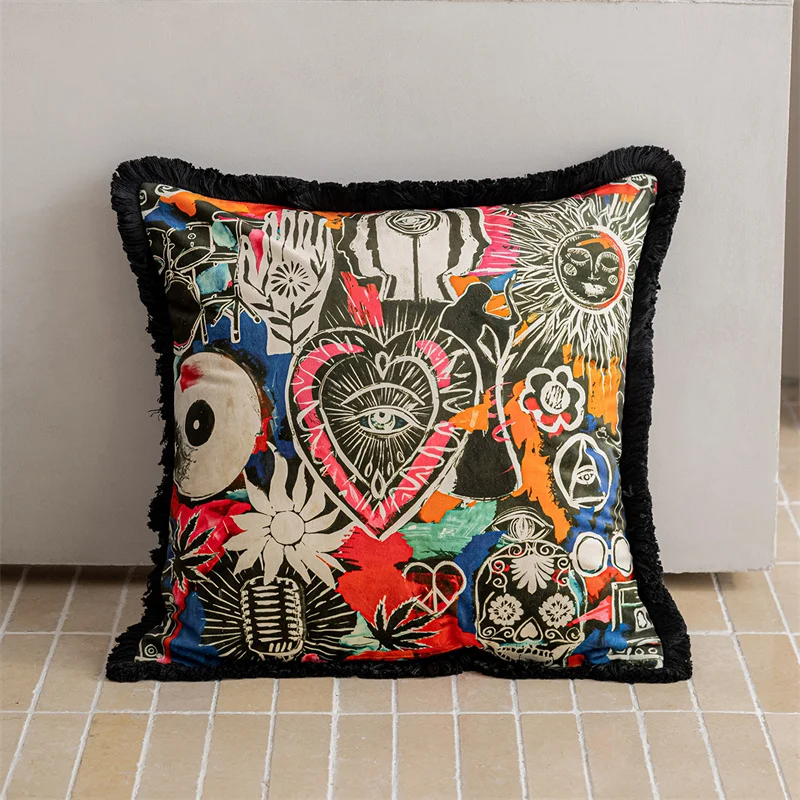 

Бархатный чехол для подушки "Всевидящий глаз" Formaso