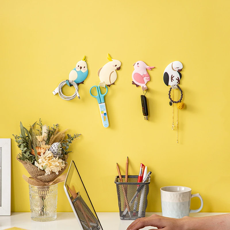 

Parrot Key Holder Storage Hook Cute Cartoon Bird Design Adhesive Colorful Home Decorative Hook