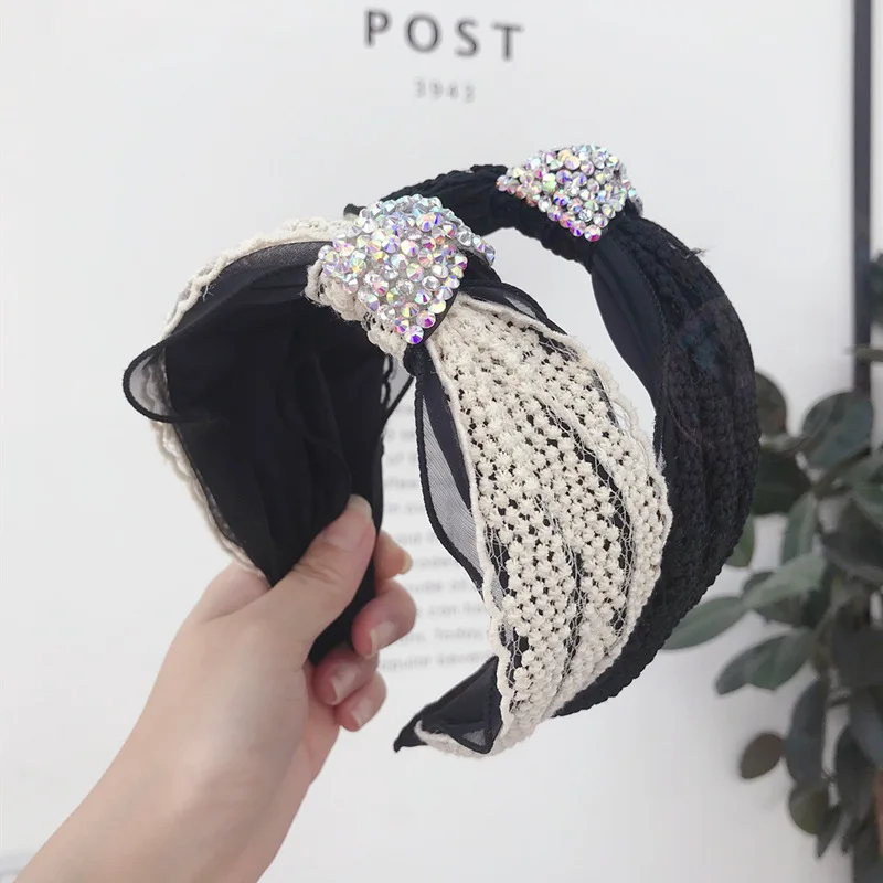 

Fashion Girls Crystal Hairband White Black Lace Headband Women Hair Hoop Middle Cross Knot Headwear Hair Accessories Wholesale