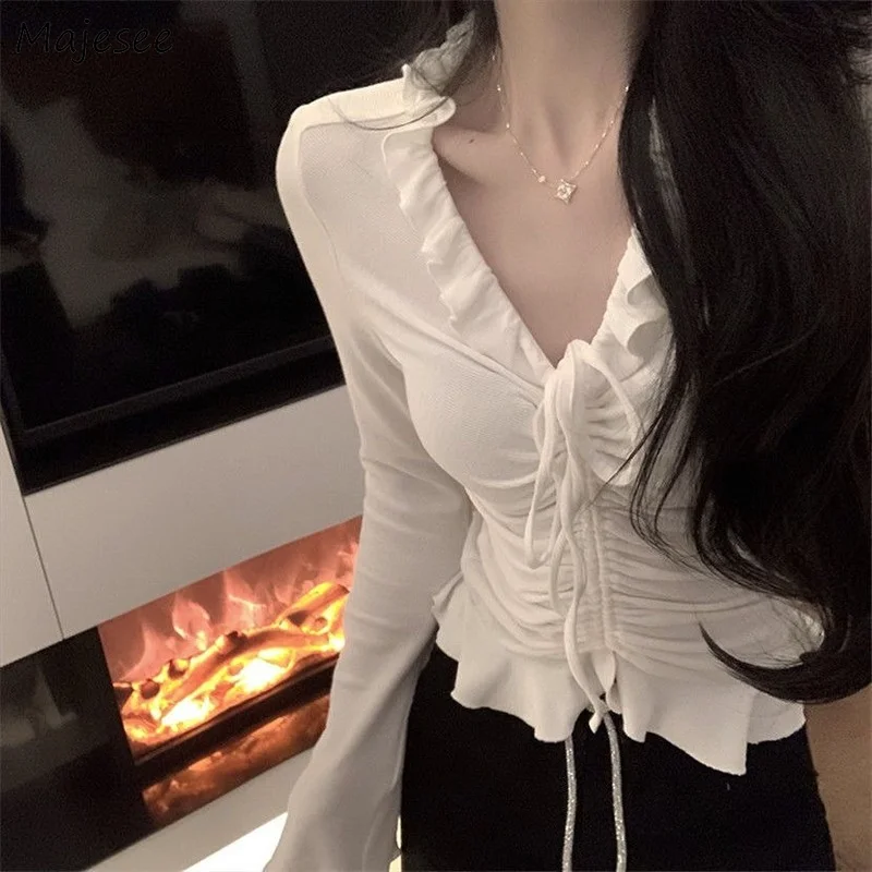 

T-shirts Women Shirring Trendy V-neck Flare Sleeve Beach Cozy Slim All-match Solid Simple Футболка Женский Female Autumn Chic