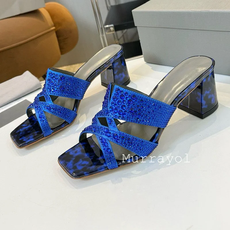 Сандалии женские из натуральной кожи на квадратном каблуке