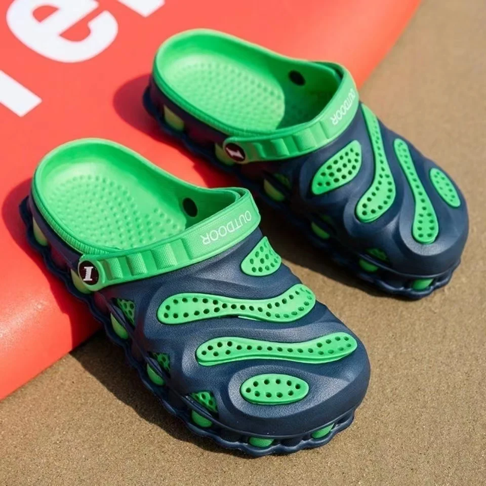 

Qmaigie clogs garden shoes for men fashion 2022 fashion Summer Hole Shoes Rubber sandals Men Outdoor Beach Flat Slippers green