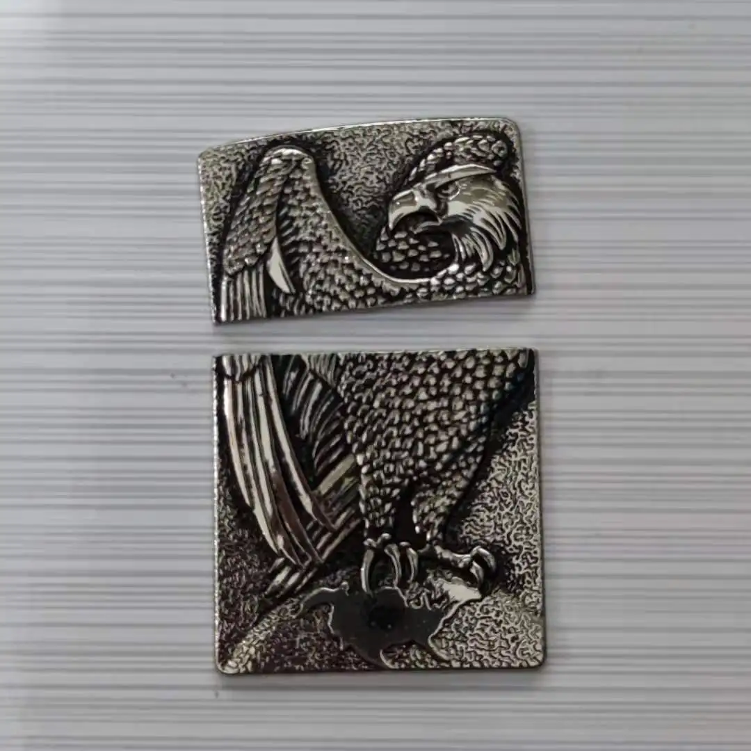 

Retro USA Eagle Standing On The Earth DIY Metal Badge For ZP Kerosene Oil Lighter Grind Wheel Lighter Decor Accessory Wholesale