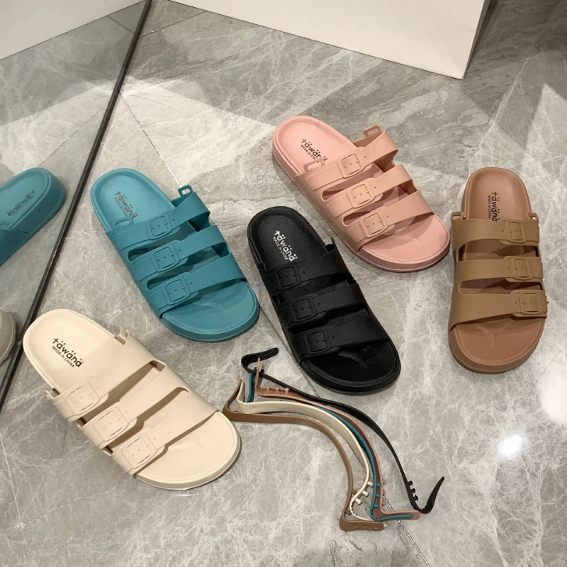 

Women Summer Flat Sandals Open Toe Buckle Soft Jelly Sandals Female New Fashion Leisure Platform Beach Shoes Sandalias De Mujer