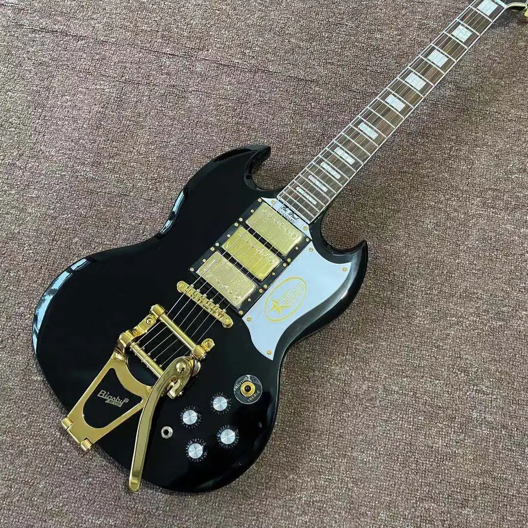 

Black color electric guitar with vibrato system 3 pickups SG 6 stings guitarra