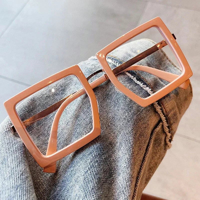 

Elegant Pink Square Anti-blue Light Clear Glasses Frame For Women Vintage Alloy Oversized Beige Black Computer Myopia Eyeglasses