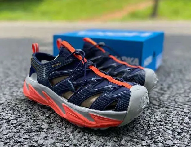 Men`s soft shockproof thick sole anti-slip hiking sandals mens outdoor breathable height increasing beach trekking sandals