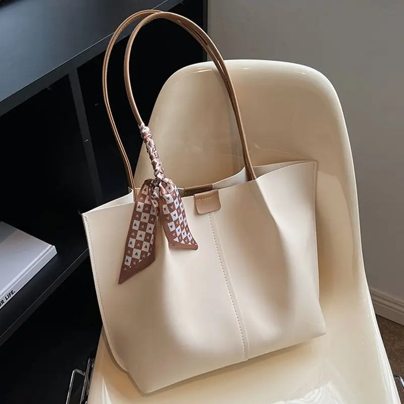 

2023 Casual PU Leather Large Capacity Tote Bags For Women Fashion Solid Color Zipper Female Shoulder Bag Ladies Handbags Q580