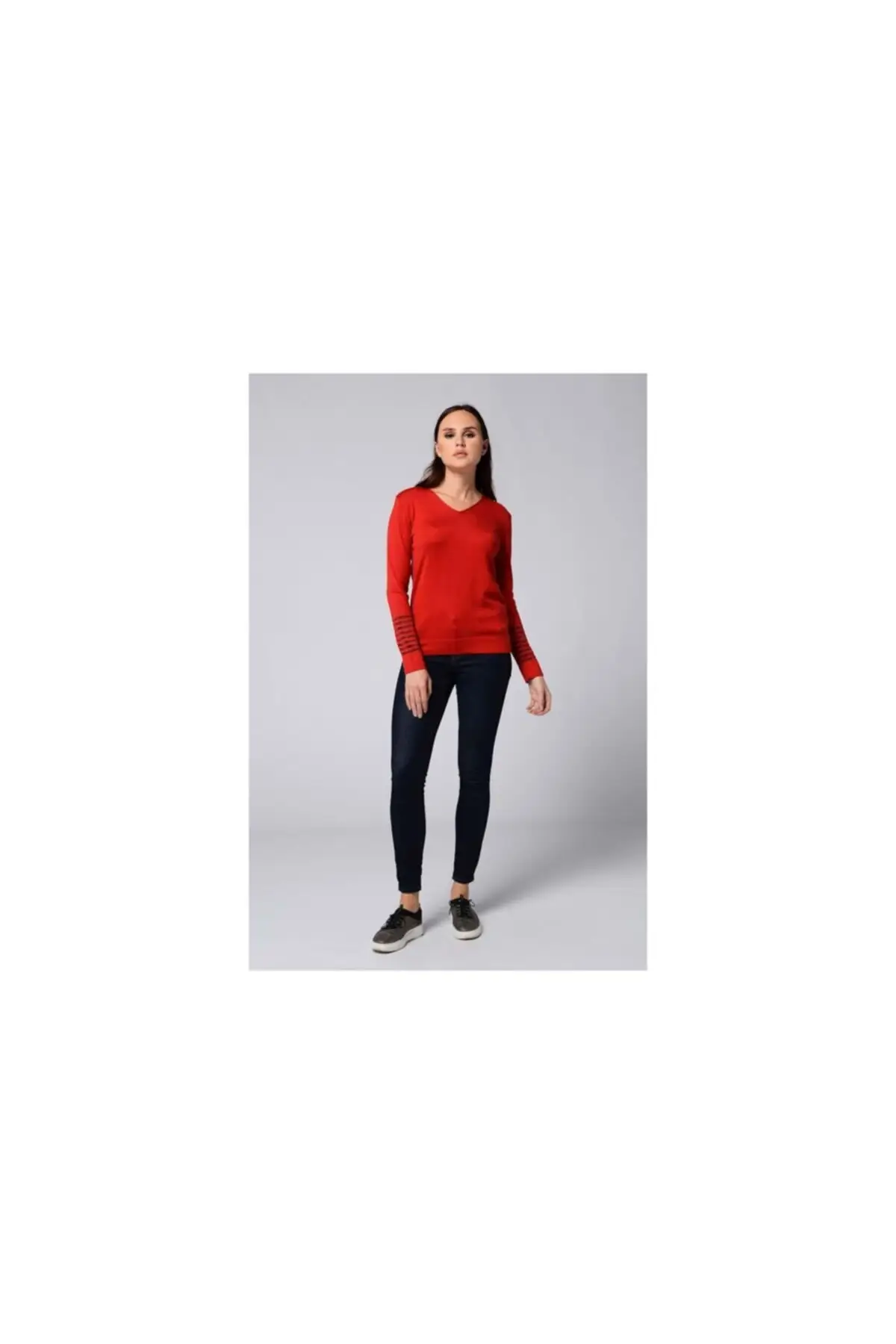 

Women Red Sweater arms and neck Short Sparkle Women Muslim Sweater