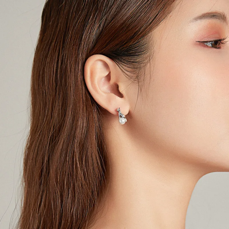 Женские серьги-гвоздики из серебра 925 пробы с жемчугом |