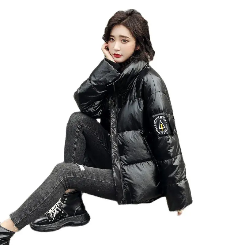 

Женская свободная зимняя куртка без стирки, пальто с яркой поверхностью