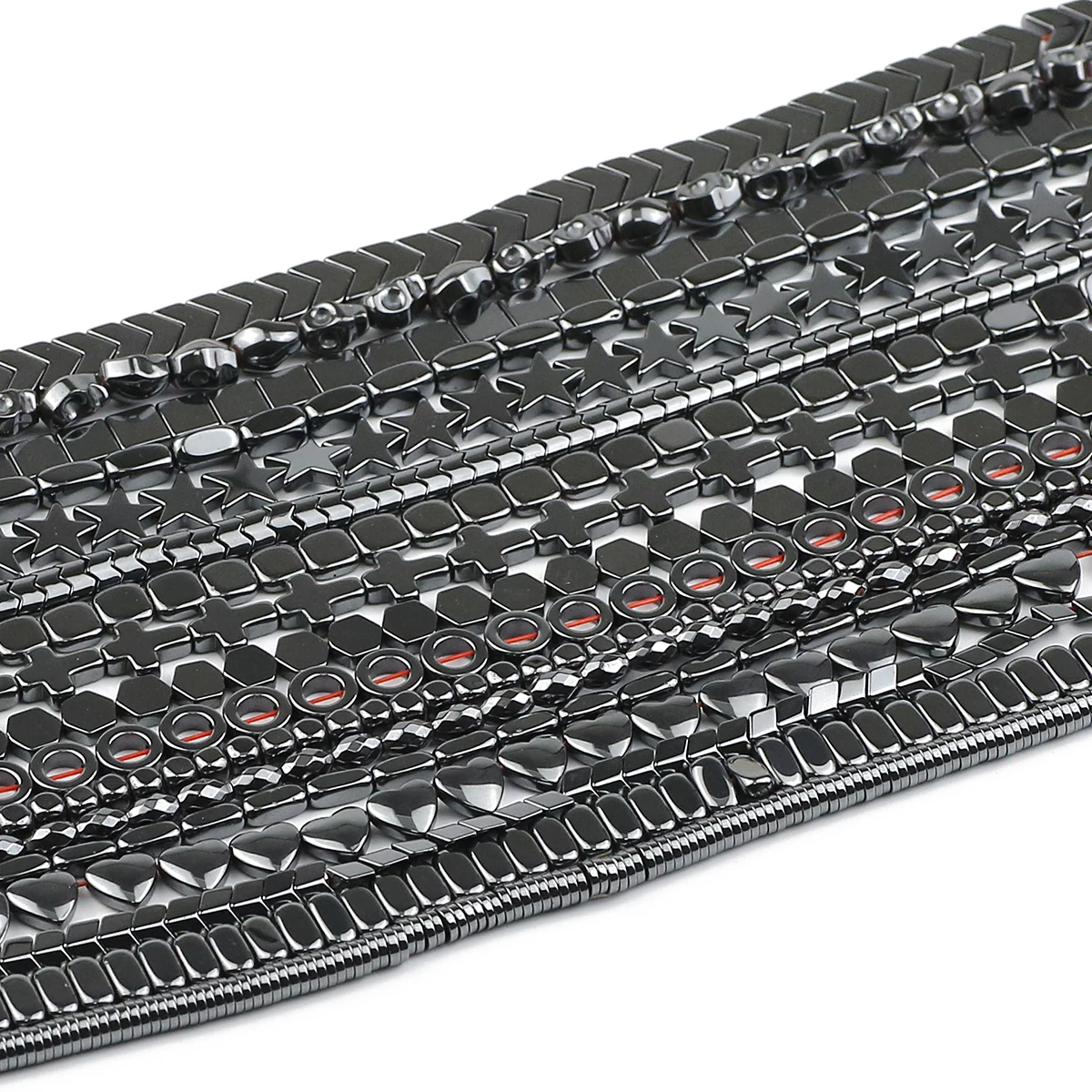 Бусины из натурального черного гематита россыпью корона луна сердце круглая