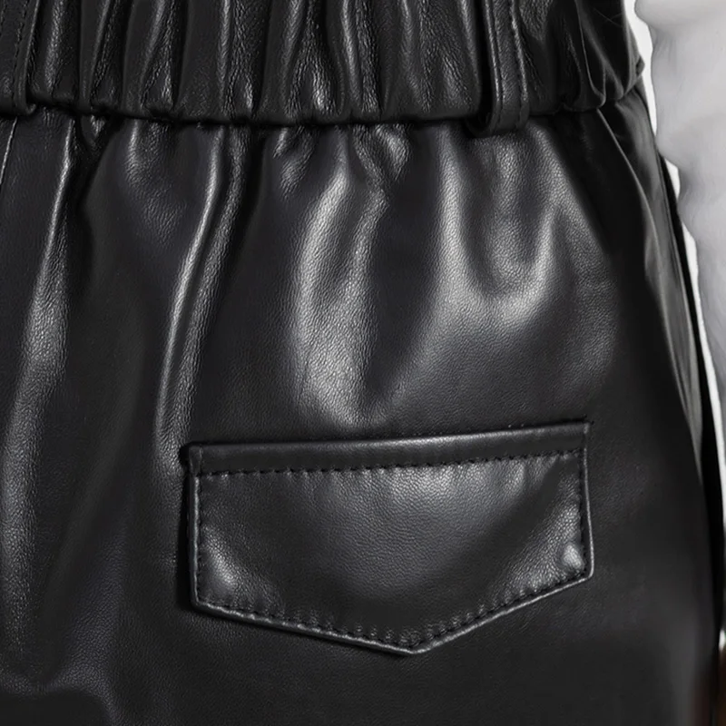 Lady 2023 New Arrivals Leather Pants Classic Black Short Trousers Women Mini High Waist Elastic SY3995
