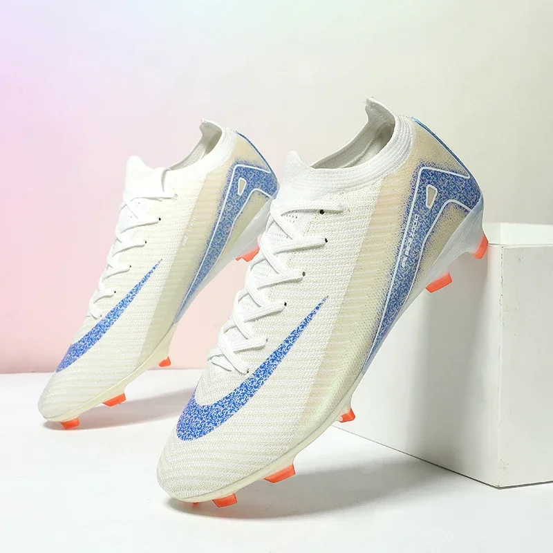 Фото 2025 Men Football Shoes Society Cleats Soccer Shoe Fast Football Field Boots Professional Original Indoor Training Sneaker Match №3