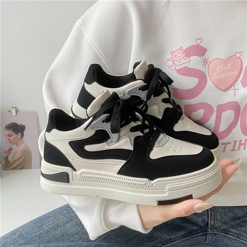 

2023 Spring New Fashion Small White Shoes Female Student Casual Shoes Female Thick Soles High Women's Shoes Sports Casual Shoes