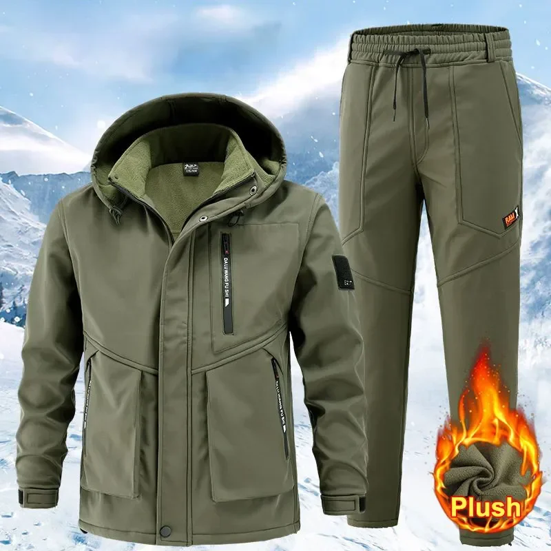 

2023 New Punching Suit Suit Winter Men's Padded Thickened Cold Windproof Waterproof Warm Riding Outdoor Mountaineering Clothing