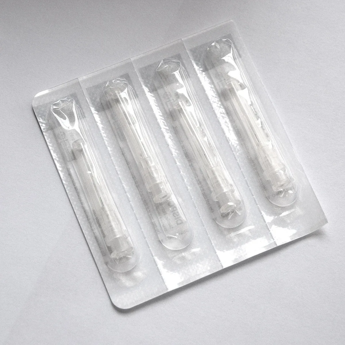 Одноразовый прозрачный шприц для безболезненной маленькой иглы 31 г 4/6/13 мм