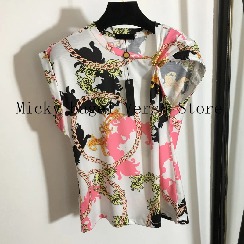 

2022 luxury design fashion new vintage printed women's T-shirt temperament metal knot irregular short sleeve women's T-shirt