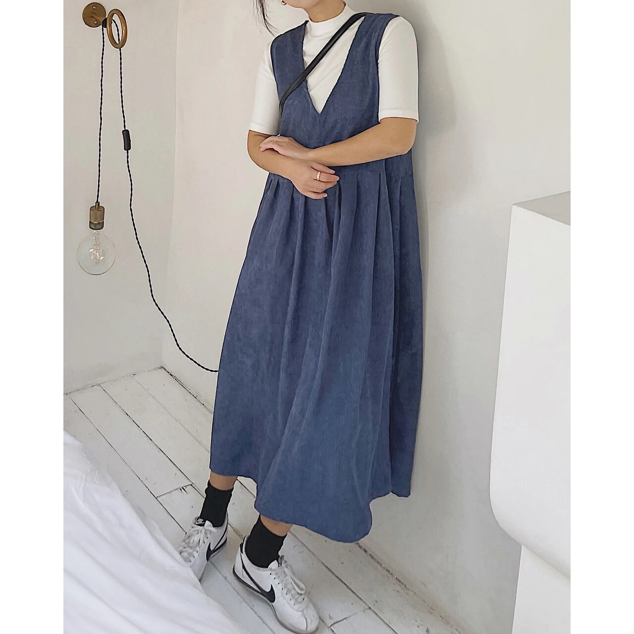 

2022 Women Corduroy Sleeveless Strap Dress Za Elegant Robe Y2k Spring Midi Maxi Long Clothes Party Evening Prom Tunics Sexy Oem
