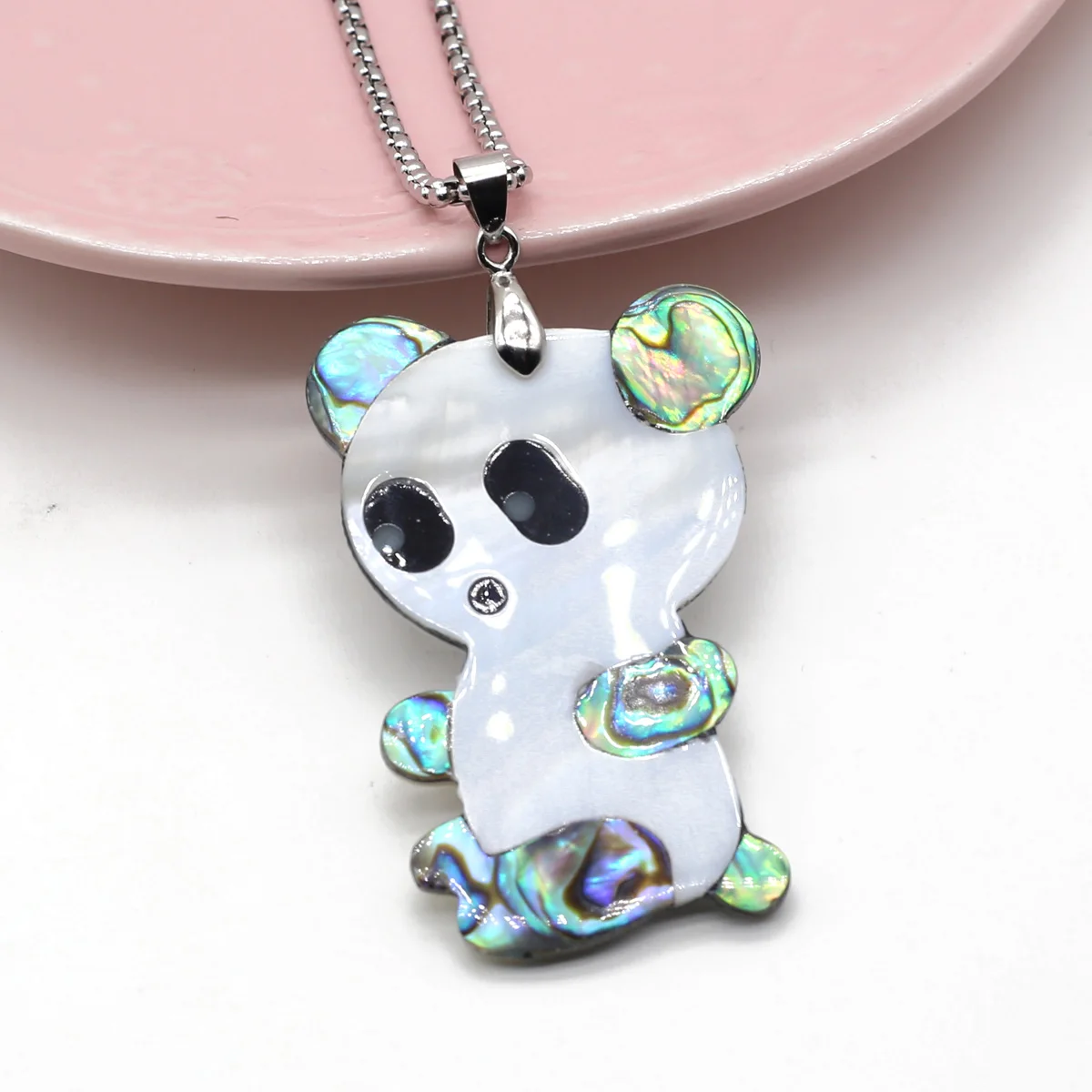 

Trendy Natural Mother-of-pearl Shell Pendant Necklace Cute Panda Shape Shell for Women Necklace Jewelry Reiki Heal Gifts