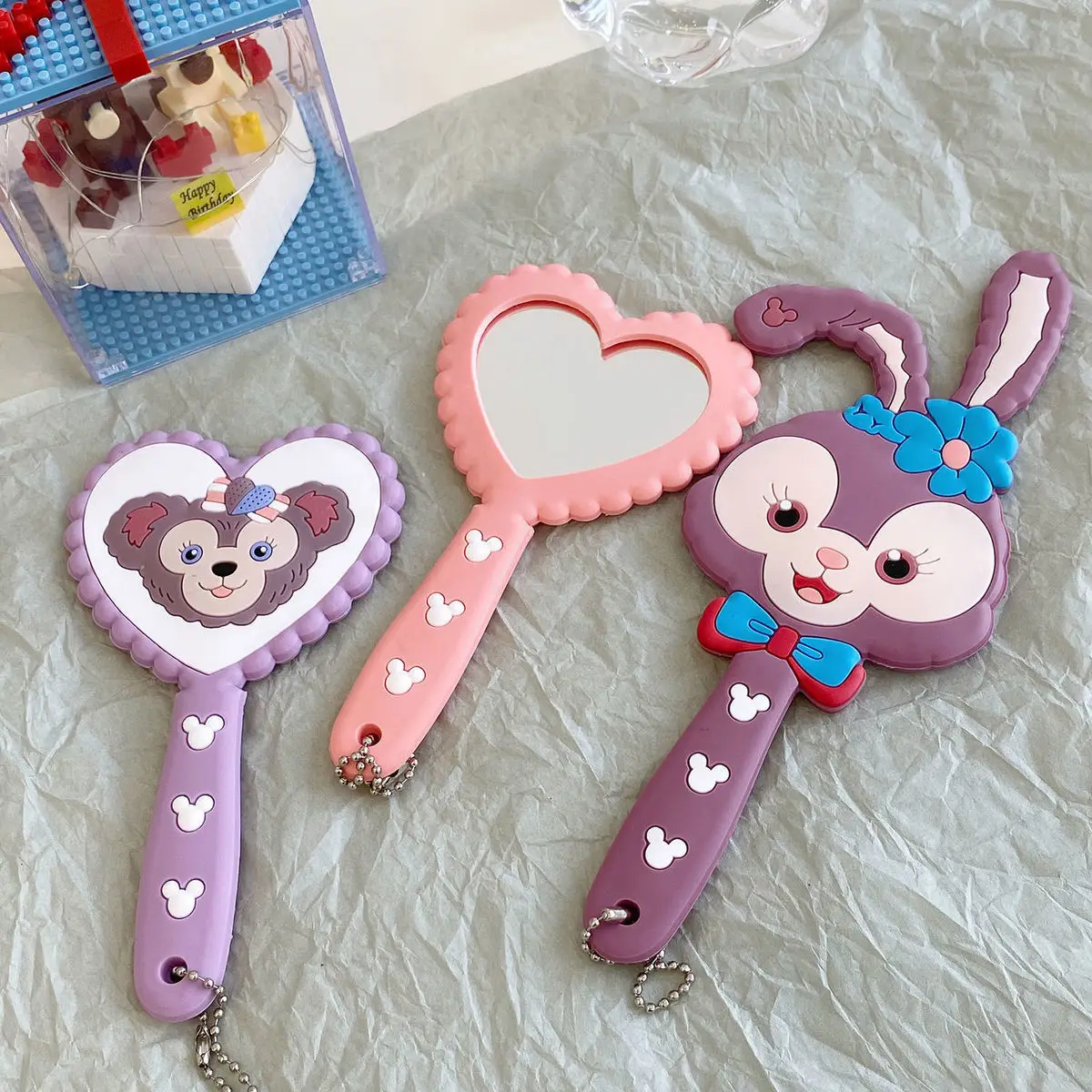 

Cartoon rabbit handheld mini makeup mirror portable anti-fall makeup mirror cute girl mirror