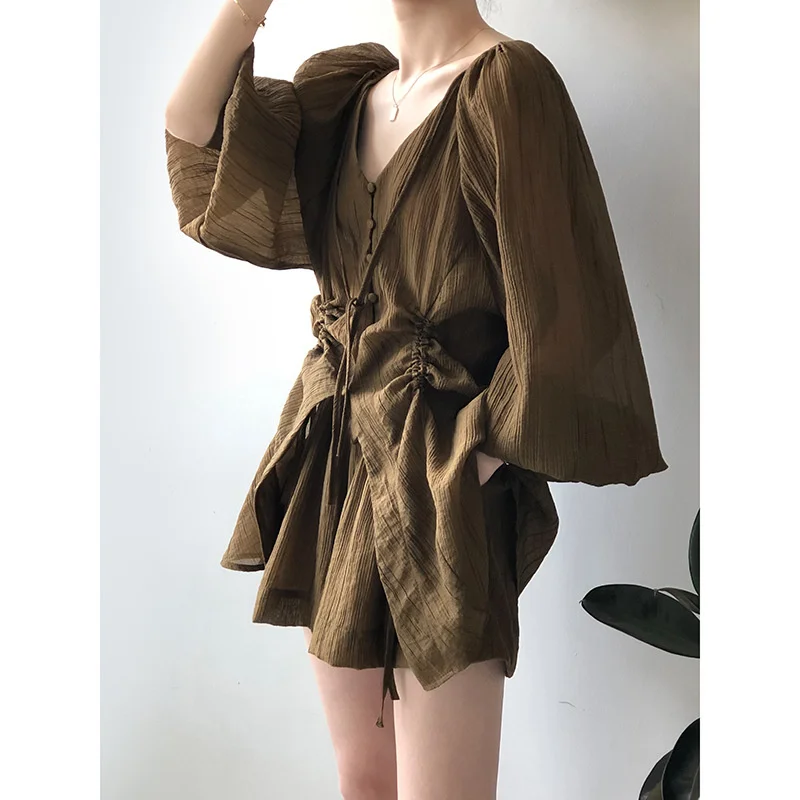 

Silk Set Women's 2023 Summer V-Neck Lace Up Pleated Drawstring Shirt Wide Leg Shorts