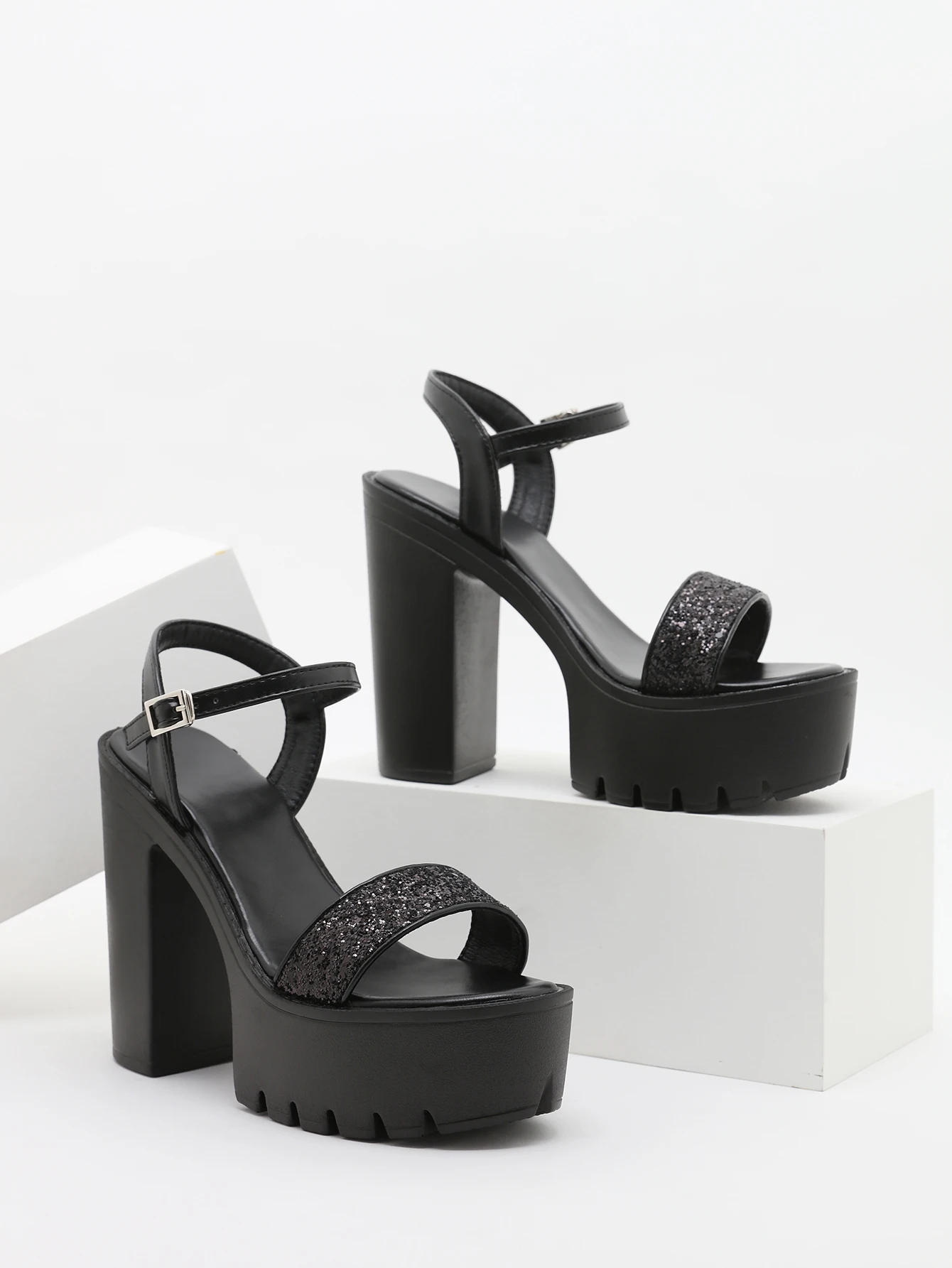 

DOGHC 2022 NEW Women'S Heel Summer Shoes Sandals Female Wedge Heel Woman Sandals Ankle Strap Platform Women Shoes