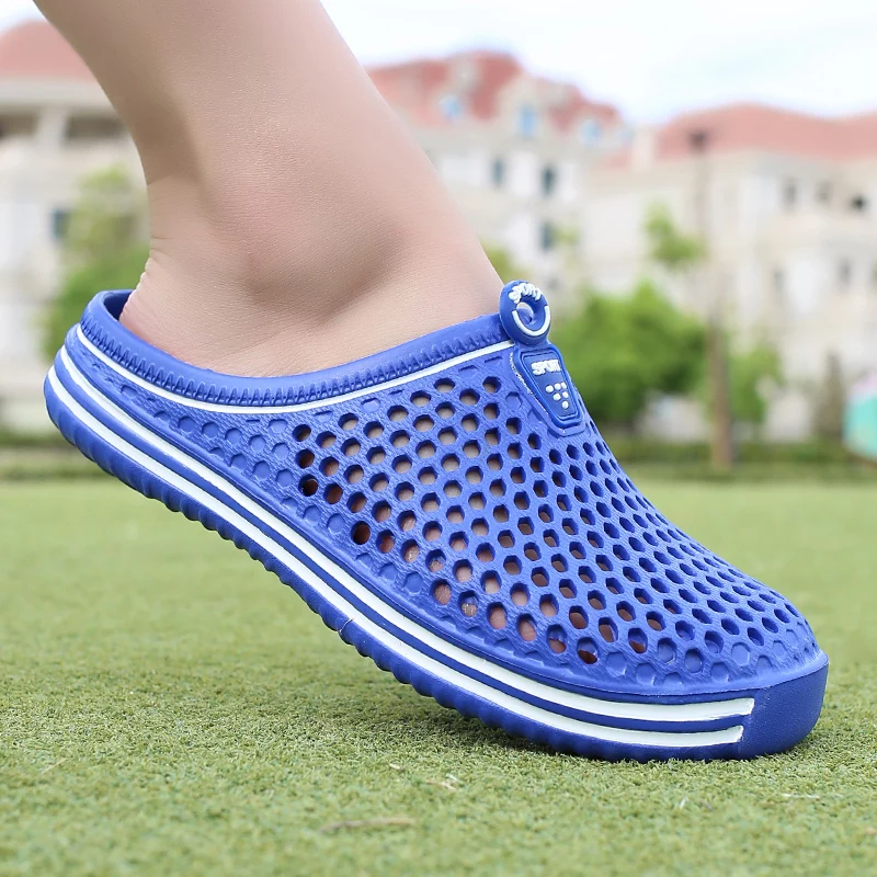 Men Sandals Woman Beach Shoes Ligthweight Quick-drying Garden Clog Breathable Slip-on Trekking Sandals