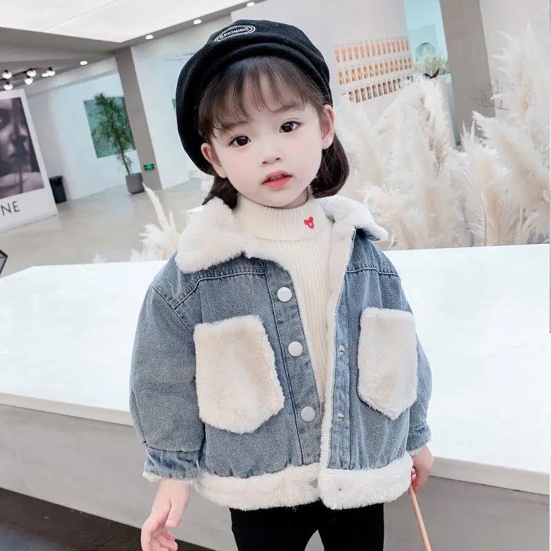 

Kids Faux Fur Jacket Single-breasted Hooded Denim Coat Baby Girl Winter Clothes Cartoon Style Print Jean Coat Warm Girls Jackets