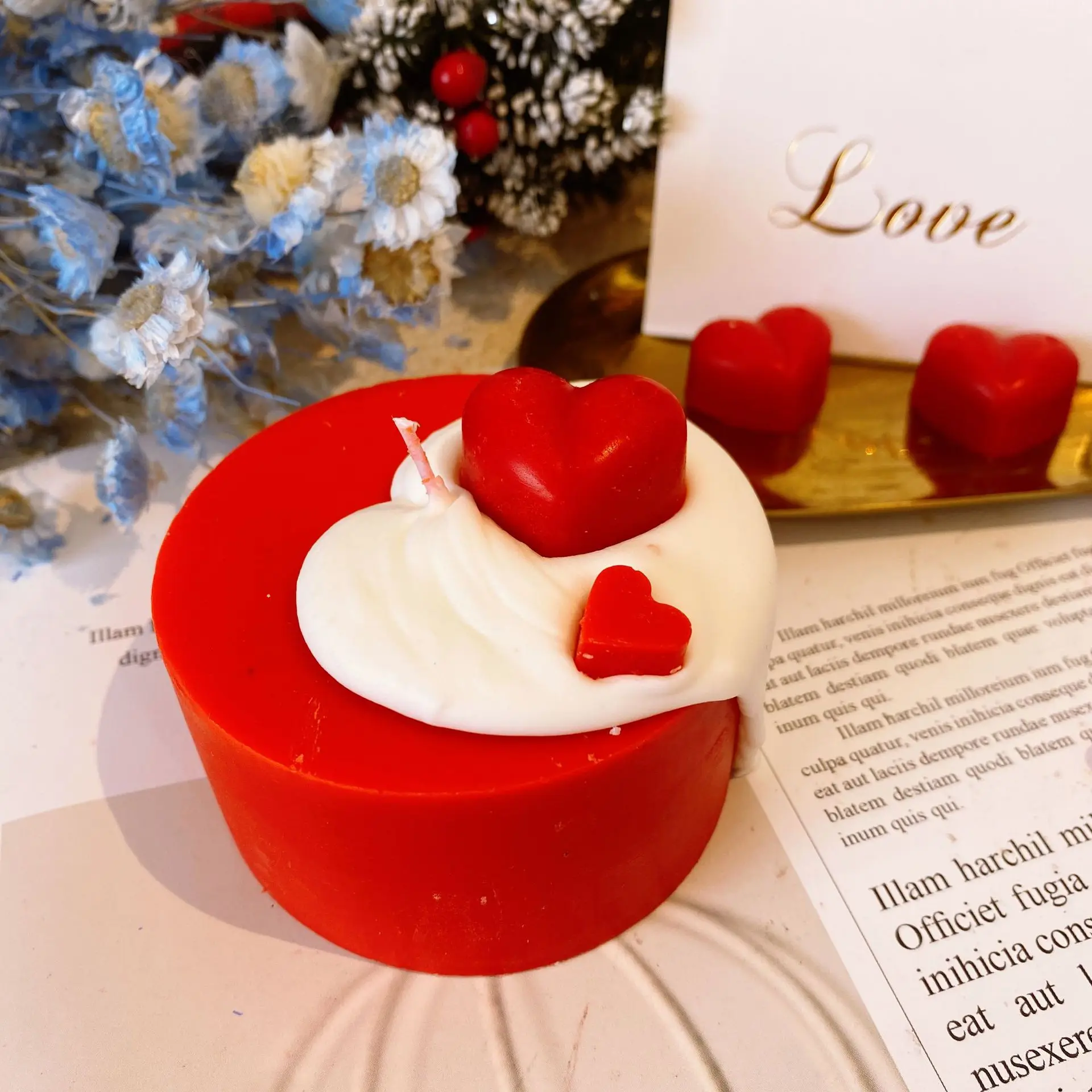 

1PCS Red Love Scented Candle Candlelight Dinners Valentines Day Romantic Aromatherapy Decorative Candles Table Decoration