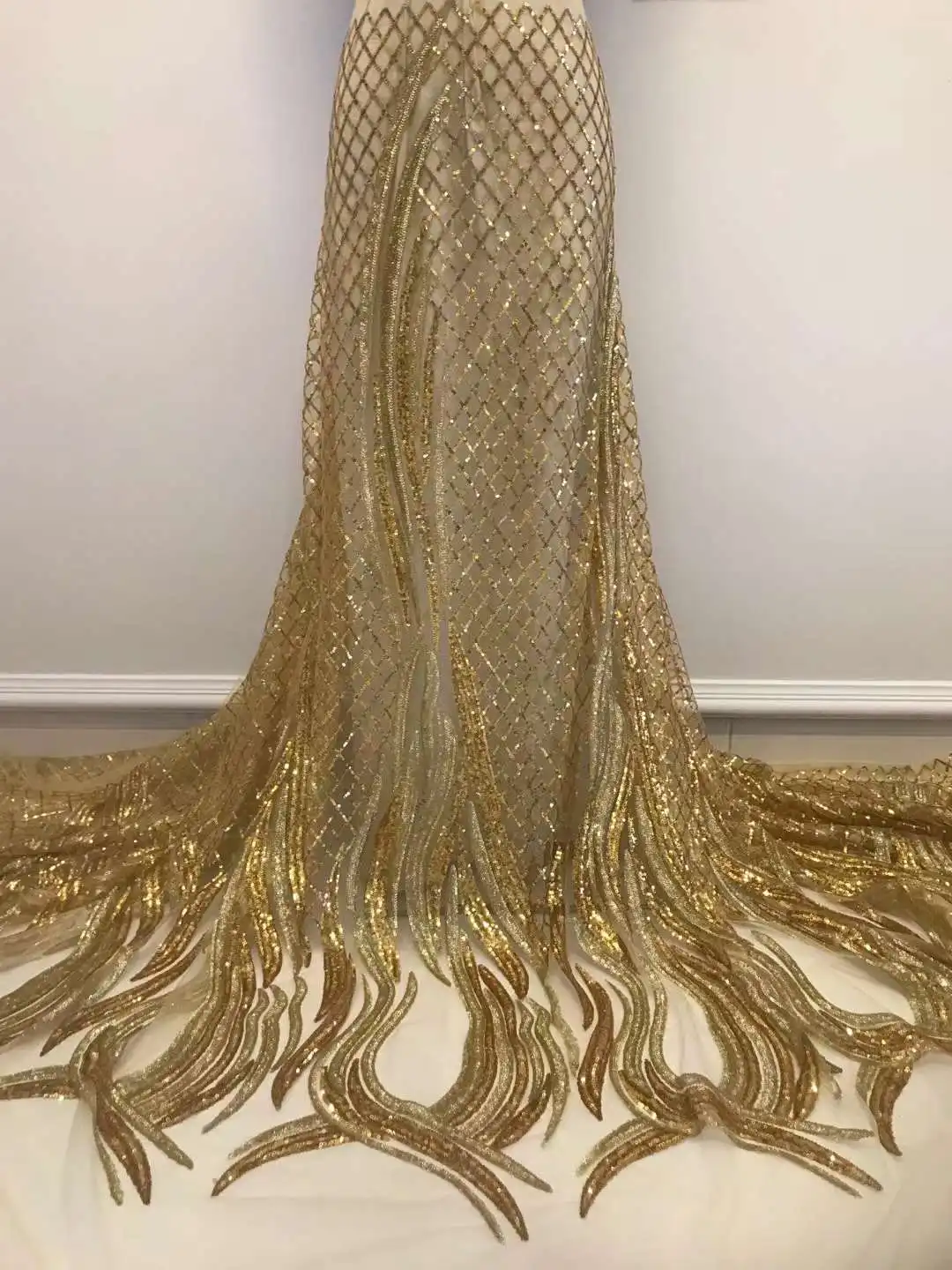 

latest Gold sequins African Lace Fabric 2021 High Quality Nigerian for Women Party Embroidery french Lace Fabric