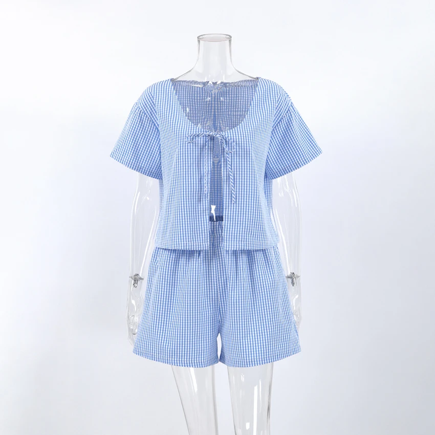 Женский клетчатый комплект из 2 предметов двух с коротким рукавом и круглым