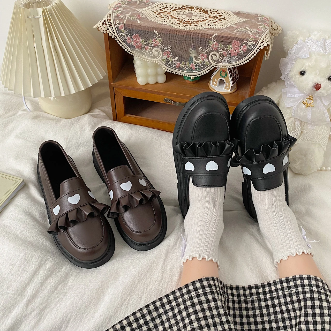 

Retro Woman Shoes Modis Shallow Mouth Female Footwear Loafers With Fur British Style Round Toe All-Match Clogs Platform Casual S