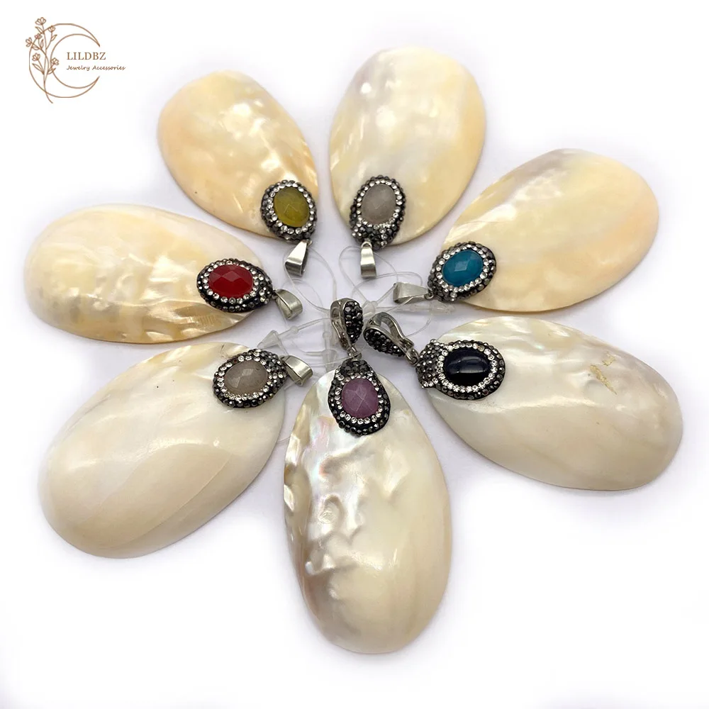 

Charm Irregular Shape 27x70mm White Shell Melon Clasp Necklace Female Jewelry Pendant Shell Leather Cord Pendant Accessorie 1pcs