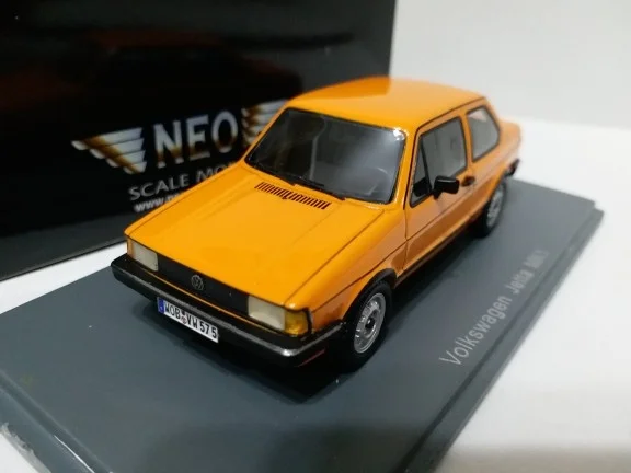 

Neo 1 43 VW Jetta MK1 1980 оранжевая фотография