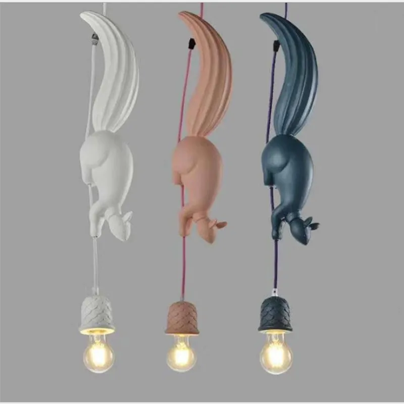 

Nordic designer restaurant chandelier minimalist and creative bar decoration resin lamp children room squirrel small chandelier