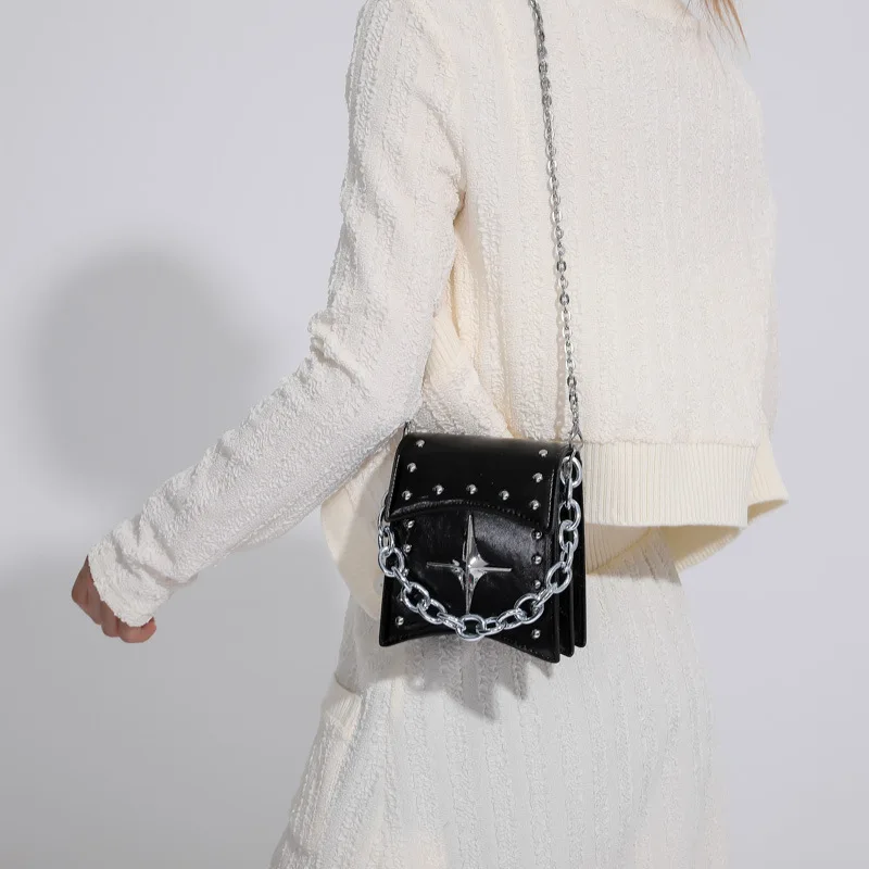Popular Retro Biker's Small Square Bag Female Rivet Metal Decorative Niche Chain Messenger Bag