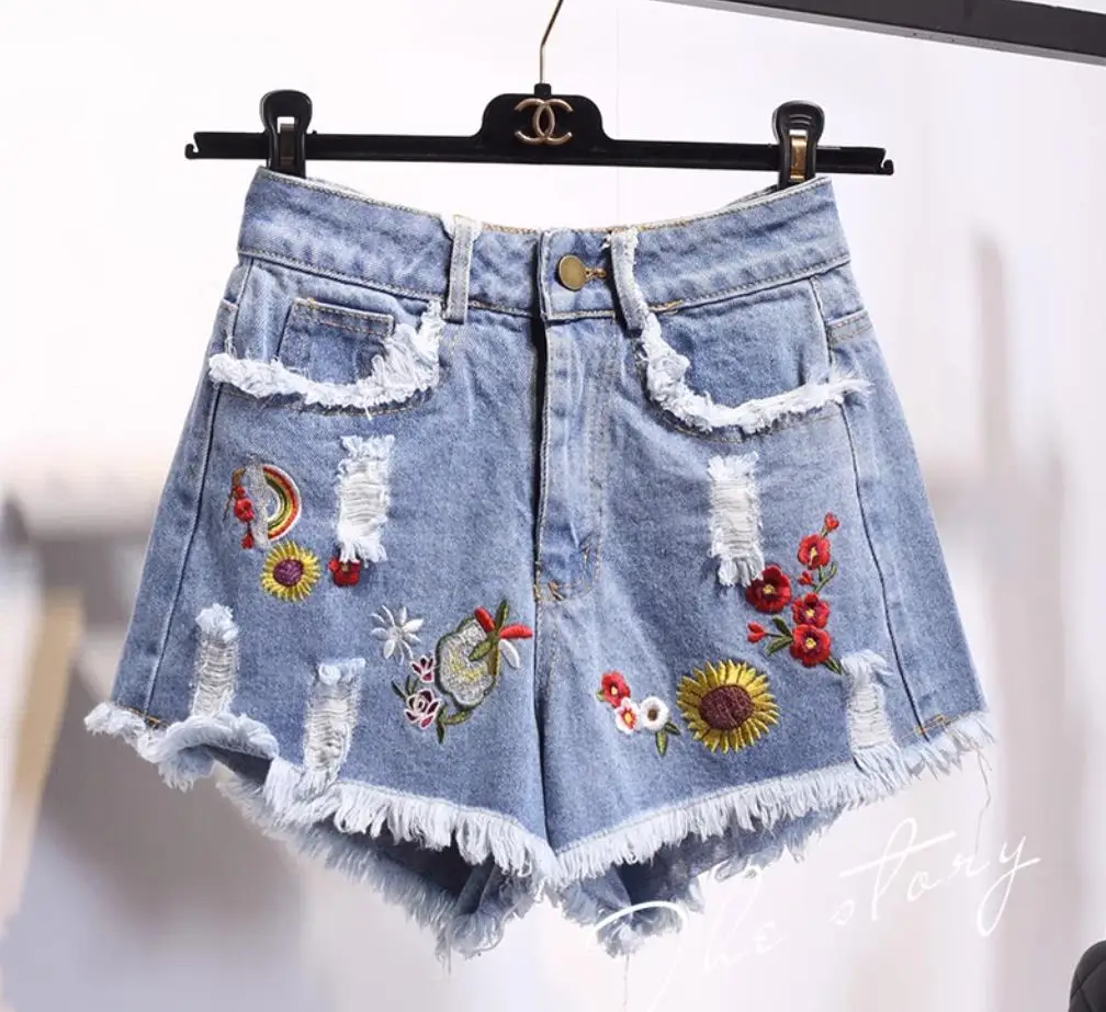 2023 New Summer Embroidered Biker Denim Shorts Womens Clothing High Waist Large Size Slim A-line Wide Leg Hot Shorts Pants AC318