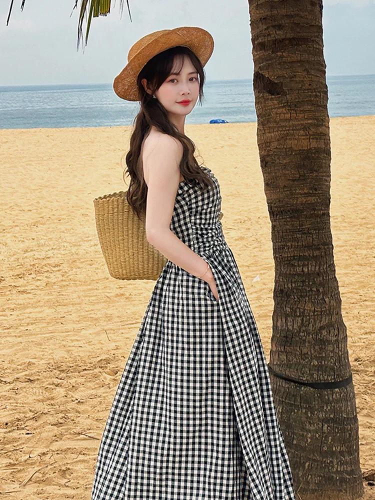 Summer French plaid bra dress for women's temperament, high-end dress for celebrities, long skirt with a premium texture