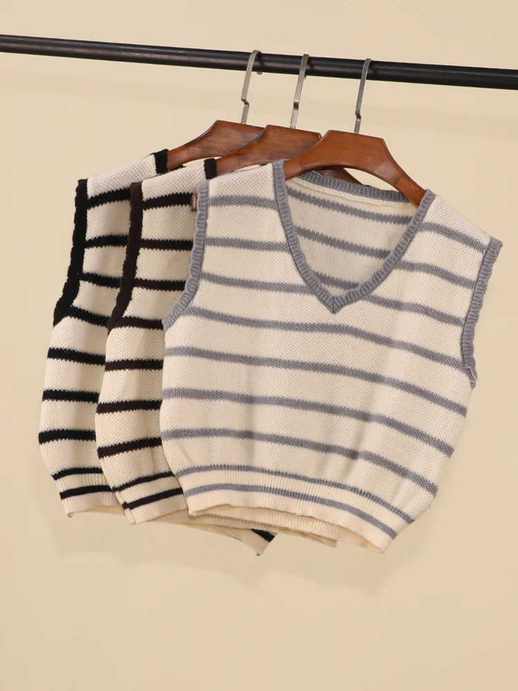 

Tops Female Vest Clothing Blouse Preppy Style Aesthetic Sweater Sweaters Pullover Women Women's Warm Korean Padded Woman Knitted