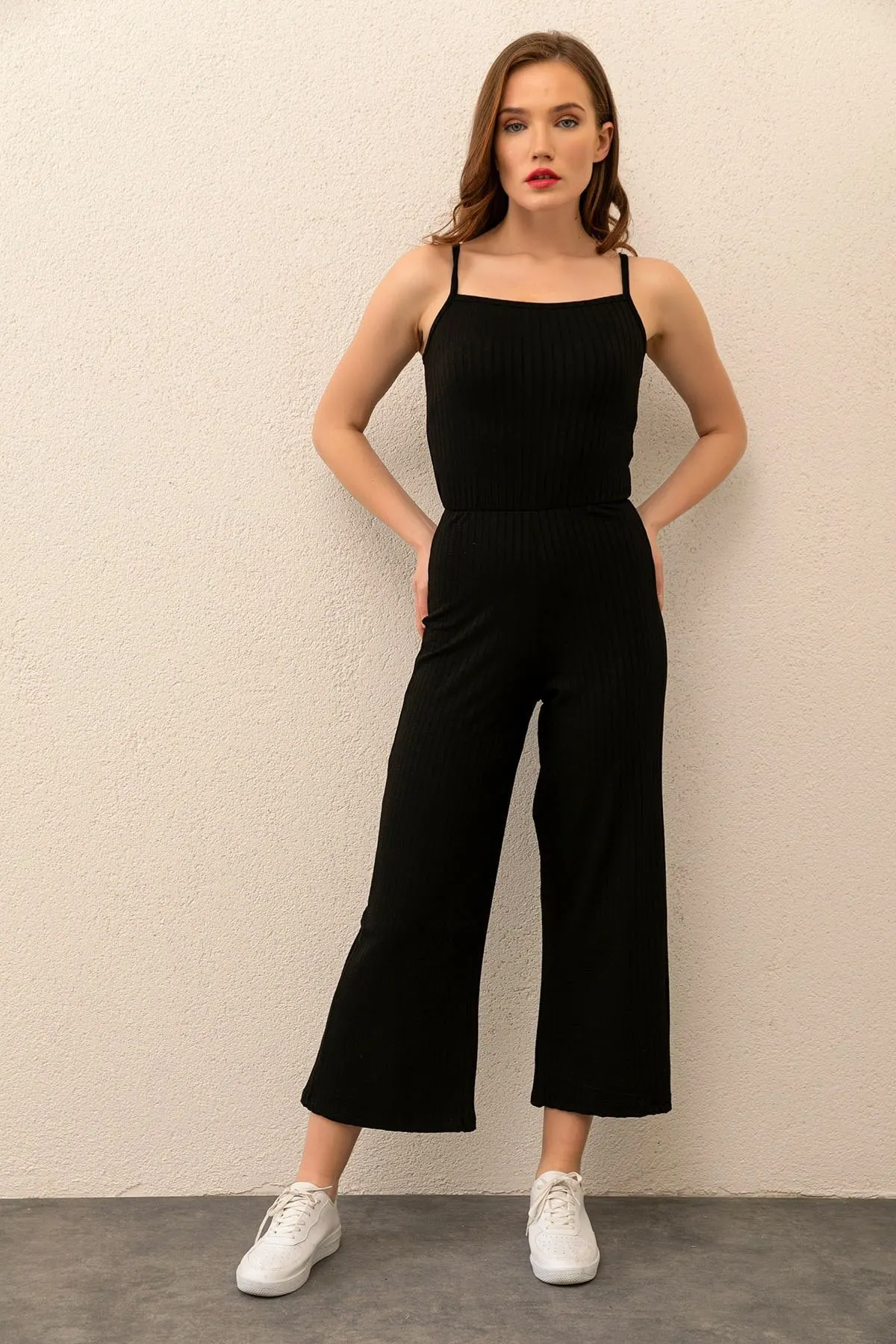 

Women's Overalls Black Rope Strap Elastic Waist Wide Leg Corduroy Jumpsuit Hot Casual Casual Fashion Sleeveless Baggy Trousers Overalls