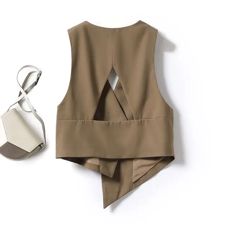 Необычный костюм жилет женский дизайн Sense черный маленький с короткой спинкой