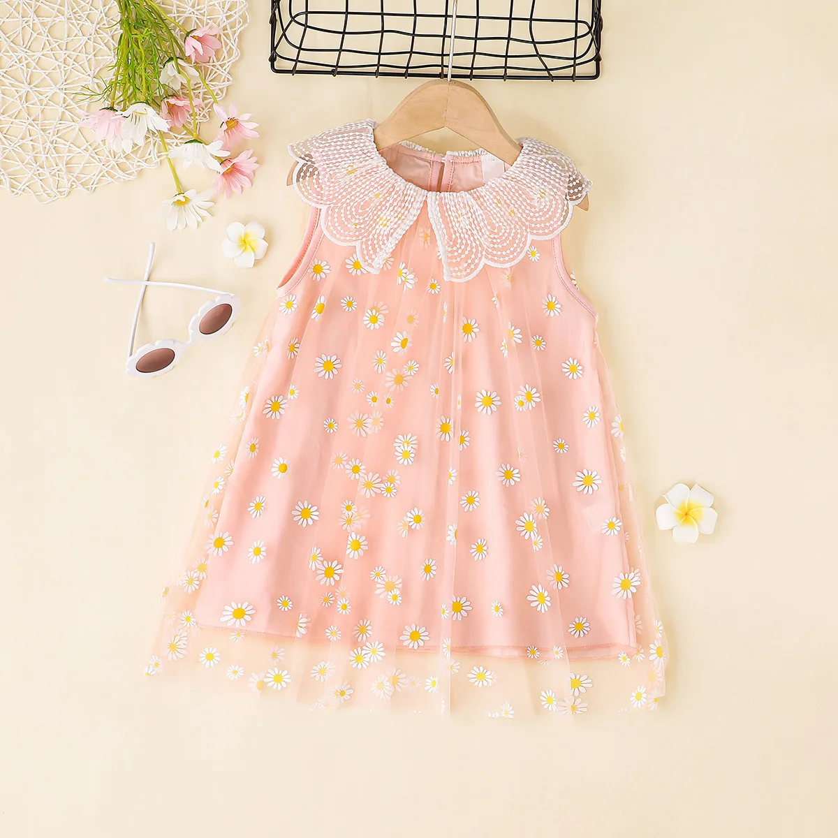 

Платье для маленьких девочек, летняя одежда для малышей, детское однотонное Сетчатое платье принцессы с цветочной аппликацией, повседневна...