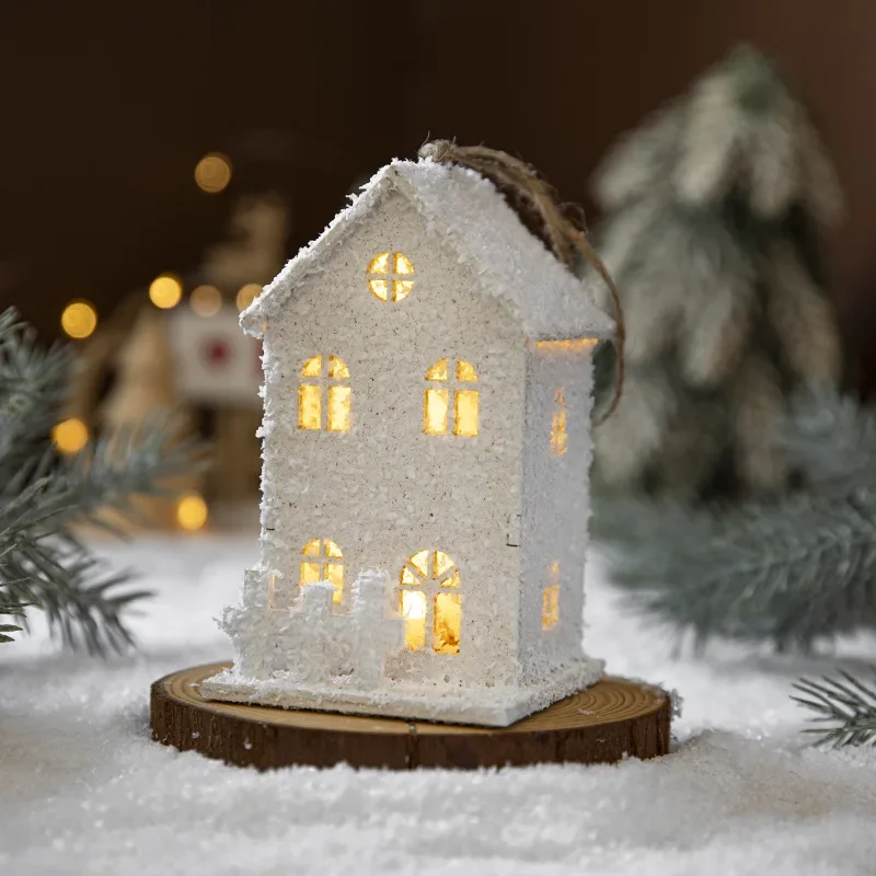 Деревянный новогодний светильник