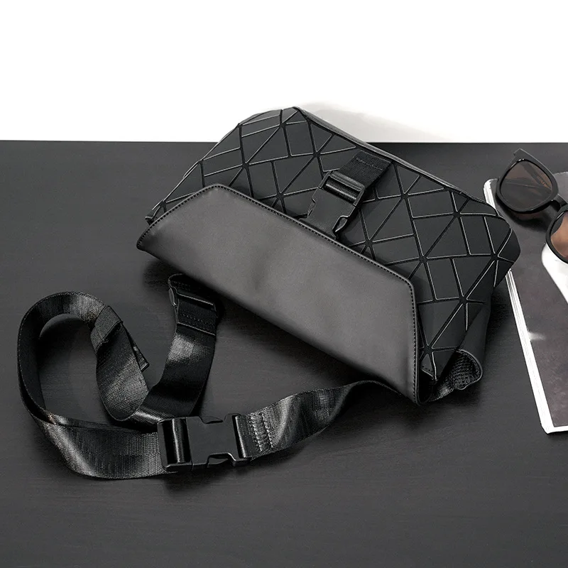 High-quality Geometric Crossbody Bag for Fashionable Men
