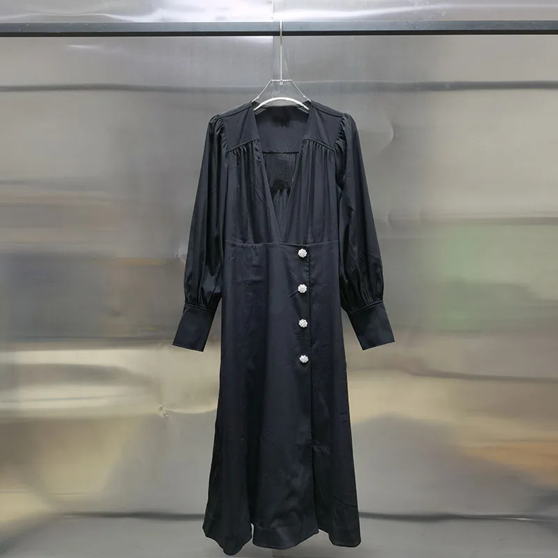 

Women's Black V-Neck Dress 2022 Early Spring New Rhinestone Button Decoration Pleated Long-Sleeved Ladies Temperament Midi Robe